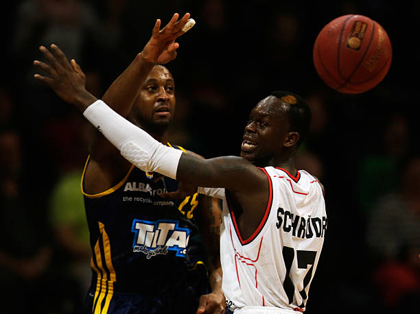 淘汰巴黎圣 淘汰巴黎圣